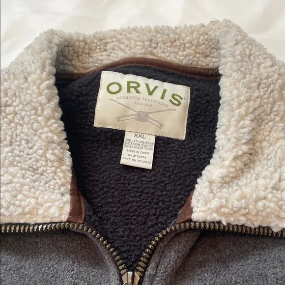 Orvis Gray and Brown Fleece Vest - Picture 2 of 9